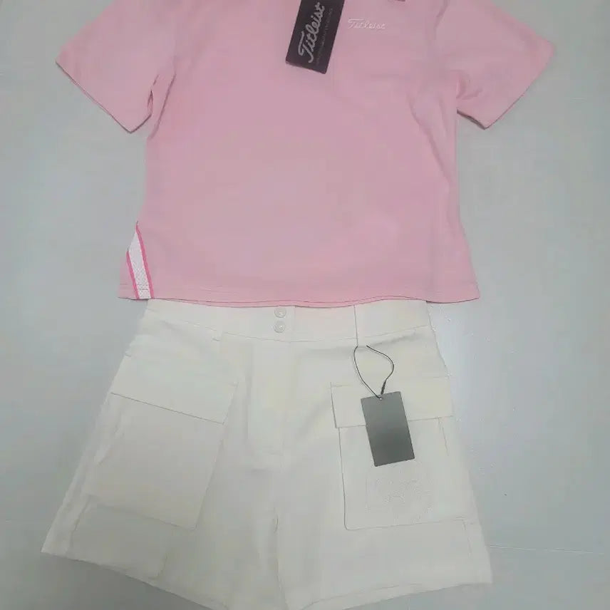 [BUNJANG] Title Pink Golf T-shirt and G/FORE White Golf Shorts Set / 타이틀 반팔티셔츠와 지포어 반바지