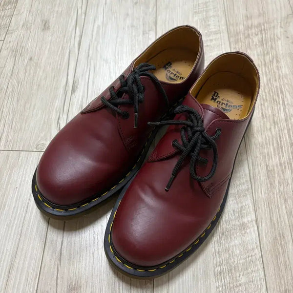 [BUNJANG] Dr. Martens 1461 3-Hole Cherry Red Shoes / 닥터마틴 1461 3홀 체리레드 270
