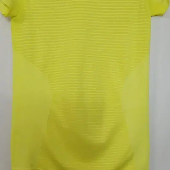 [BUNJANG] New Balance Yellow Short Sleeve T-Shirt Size S / 뉴발란스 옐로우 반팔 티셔츠 S