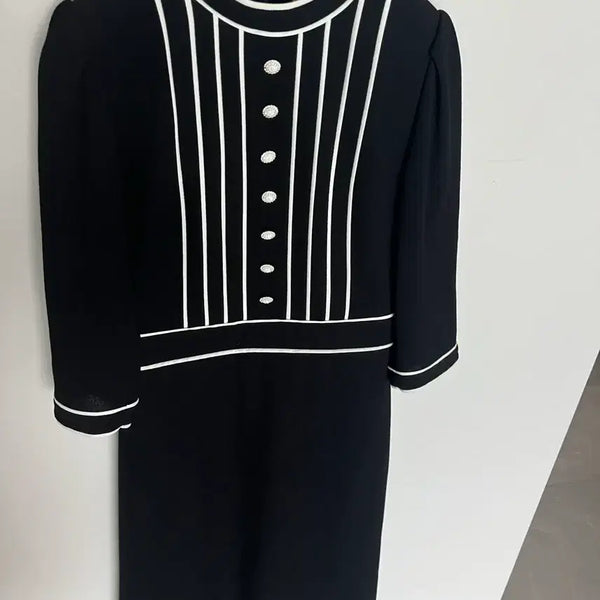 [BUNJANG] MOJO.S.PINE Black and White Color-Block Knit Dress / 모조에스핀 블랙화이트 배색 니트 원피스