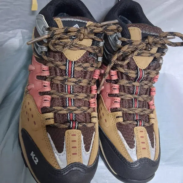 [BUNJANG] K2 Gore-Tex Hiking Boots (245mm) / 등산화245  k2고어텍스