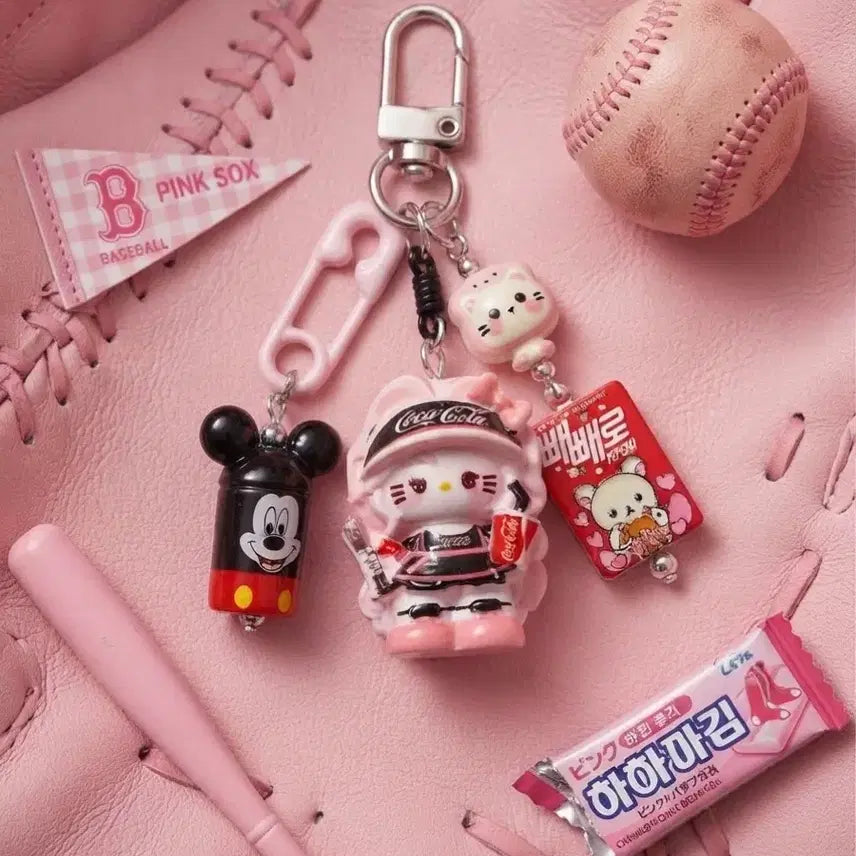 [BUNJANG] Hello Kitty Baseball Collaboration Keyring Pendant / 야구장 키티 콜라보 키링 팬던트