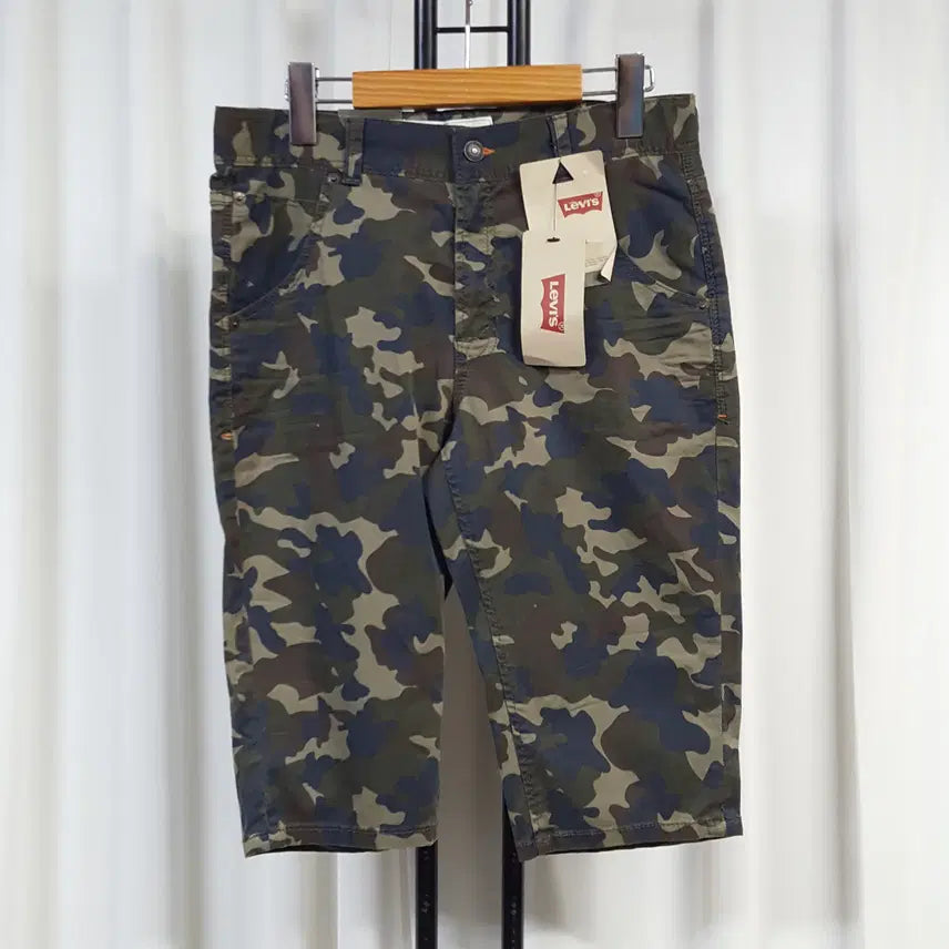 [BUNJANG] Levi's Men's Camo Pattern Military Stretch Shorts / 리바이스 새상품 남성 카모패턴 밀리터리 스판 반바지 29추천 오일장