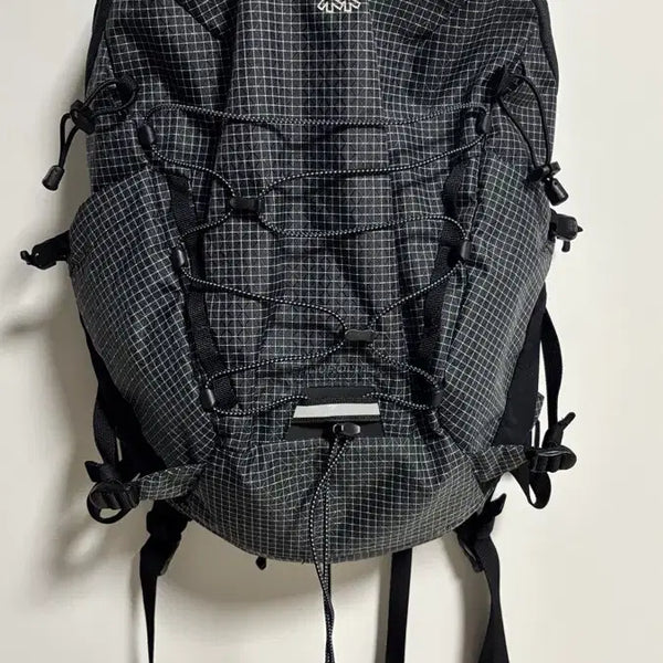 [BUNJANG] KOLON SPORT Enduro Lite 18L Backpack / 코오롱 엔듀로라이트 18L