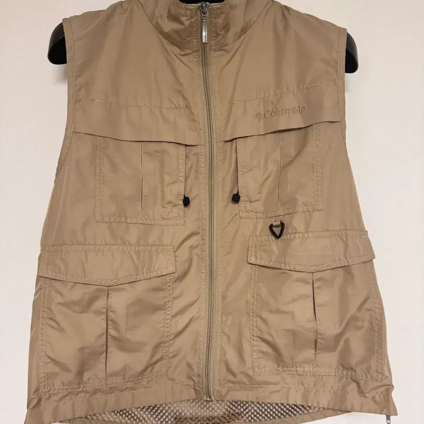 [BUNJANG] Columbia Men's Beige Vest Size S / Columbia 베이지색 남성용 S 사이즈 조끼