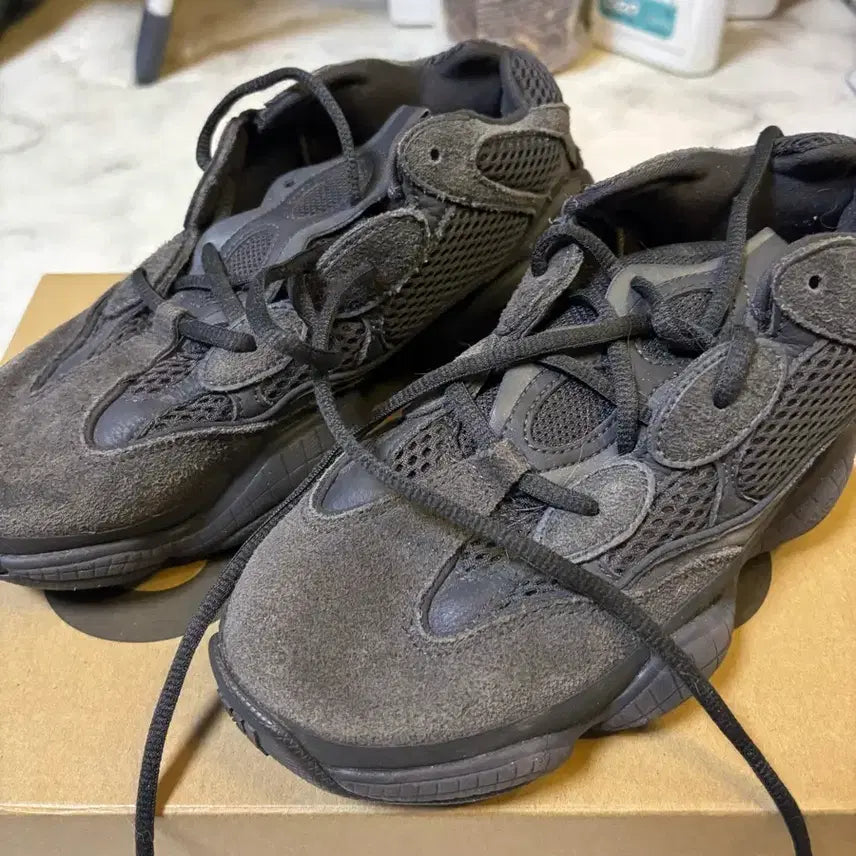 [BUNJANG] Adidas Yeezy 500 / 아디다스 이지500