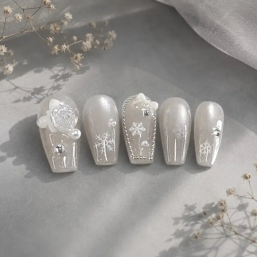 [BUNJANG] Handmade Snow Flower Wedding Nail Tips / 눈꽃 웨딩 수제 네일팁