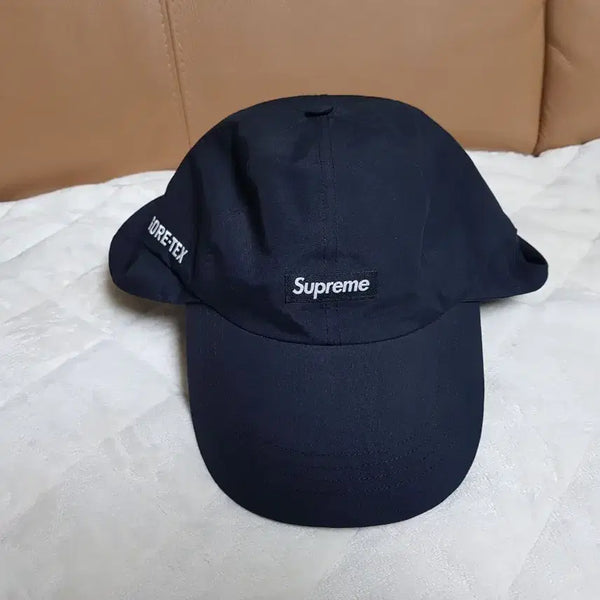 [BUNJANG] Supreme GORE-TEX Sun Shield Hat Black 24SS / 슈프림 고어텍스 선쉴드 햇 모자 블랙 24SS