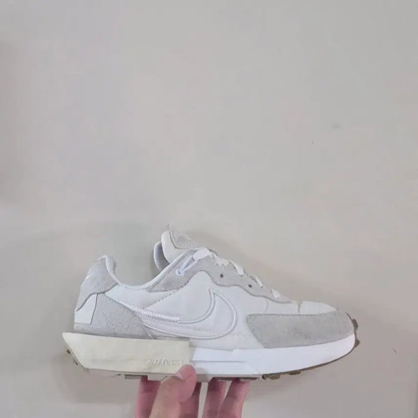 [BUNJANG] Nike Fontanka Waffle React White Phantom Moonbeam / [250] 나이키w 폰탄카 와플 리액트 화이트팬텀문빔