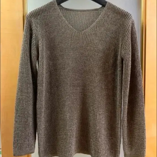 [BUNJANG] V-Neck Summer Knit Top / 브이넥 여름 니트
