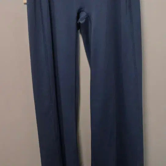 [BUNJANG] Skullpig Women's Bootcut Leggings Navy / (새제품)스컬피그 여자 부츠컷레깅스 네이비