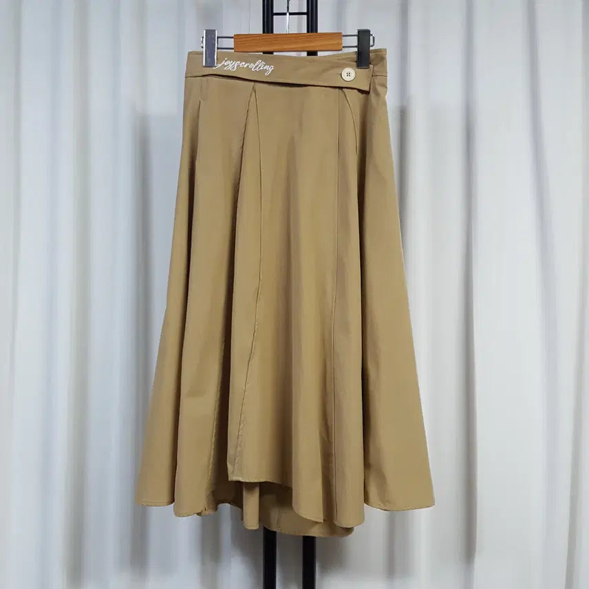 [BUNJANG] IT MICHAA Women's Belted Flare Long Skirt Beige / 23년 잇미샤 여성 허리 랩 장식 플레어 롱 스커트 베이지 27 오일장