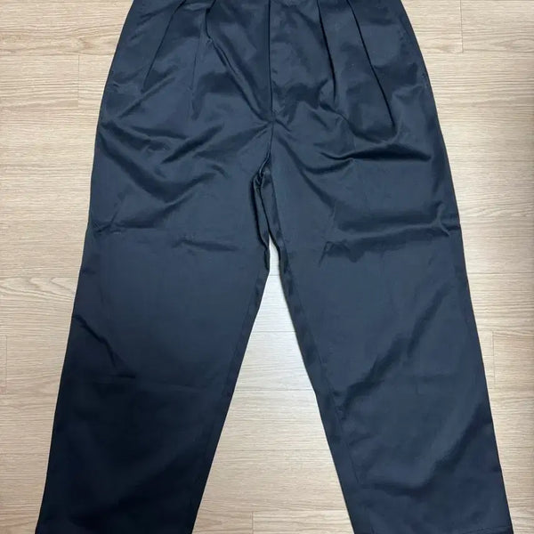 [BUNJANG] nanamica Double Pleats Chino Pants Black / 나나미카 더블 플리츠 치노 블랙 2 사이즈