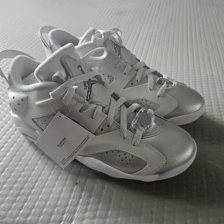 [BUNJANG] Nike Air Jordan 6 Metallic Silver 275 / 나이키 에어조던 6 실버 메탈릭 275