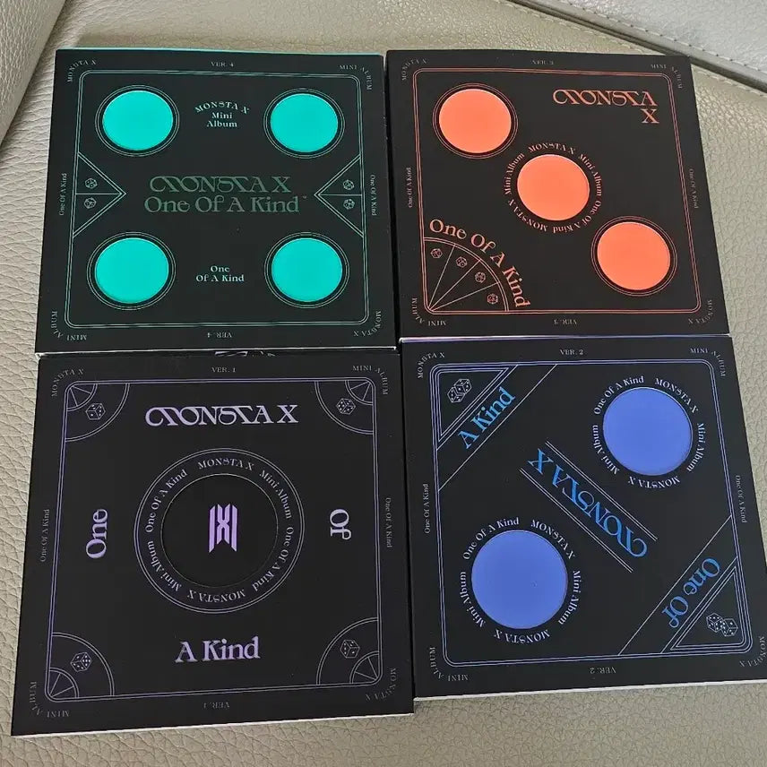 [BUNJANG] Monsta X Mini Album One Of A Kind 4 Set Unsealed / 몬스타엑스 미니앨범 One Of A Kind 4종 세트 개봉앨범 판매