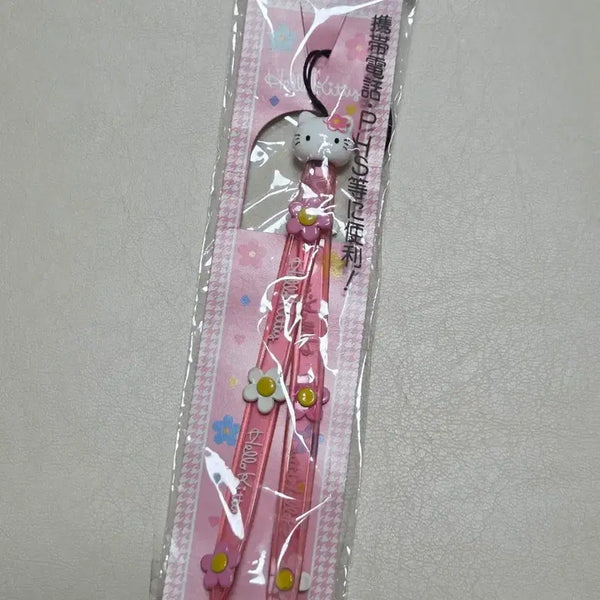 [BUNJANG] Sanrio Classic Kitty "Kaohana" PVC Strap with Flower Charm / 고전키티 카오하나 스트랩 꽃키티 pvc스트랩
