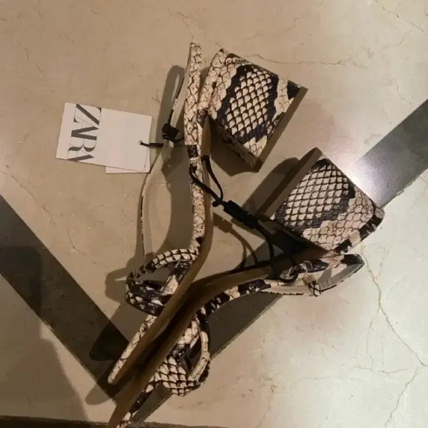 [BUNJANG] Zara Summer Sandals / 자라 여름 샌들