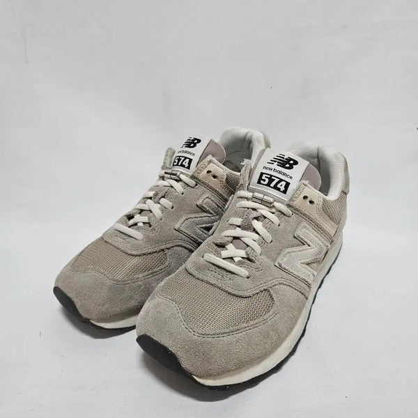 [BUNJANG] New Balance 574 Classic Beige Sneakers (240mm) / 뉴발란스 574 클래식 베이지 스니커즈 240