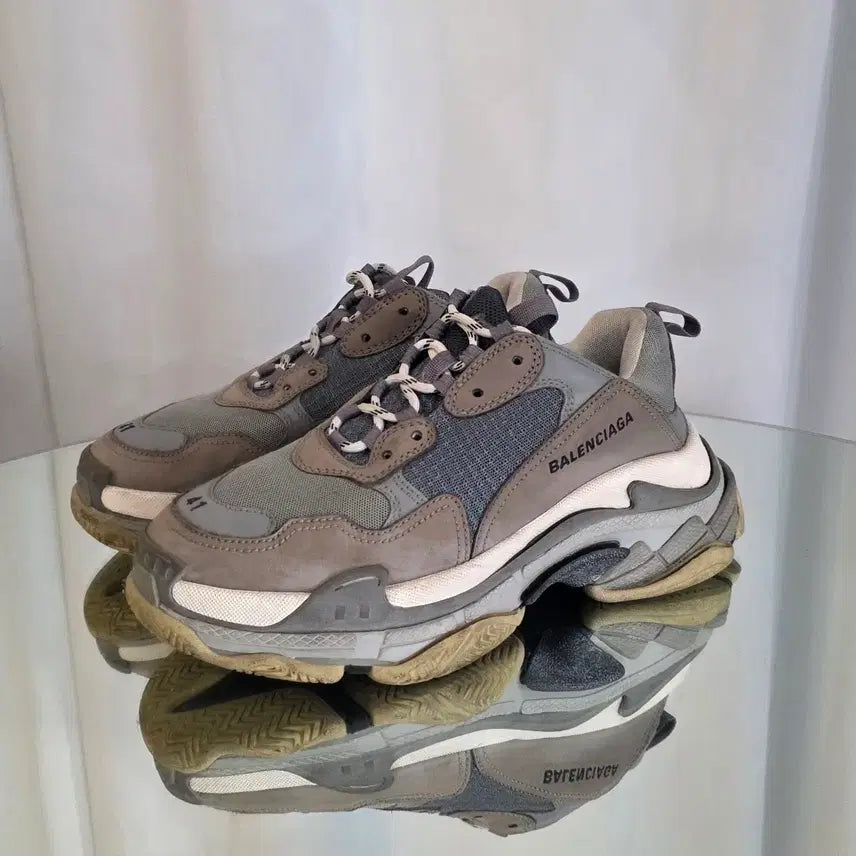 [BUNJANG] Balenciaga Triple S Trainer Grey / 발렌시아가 트리플 S 트레이너 그레이