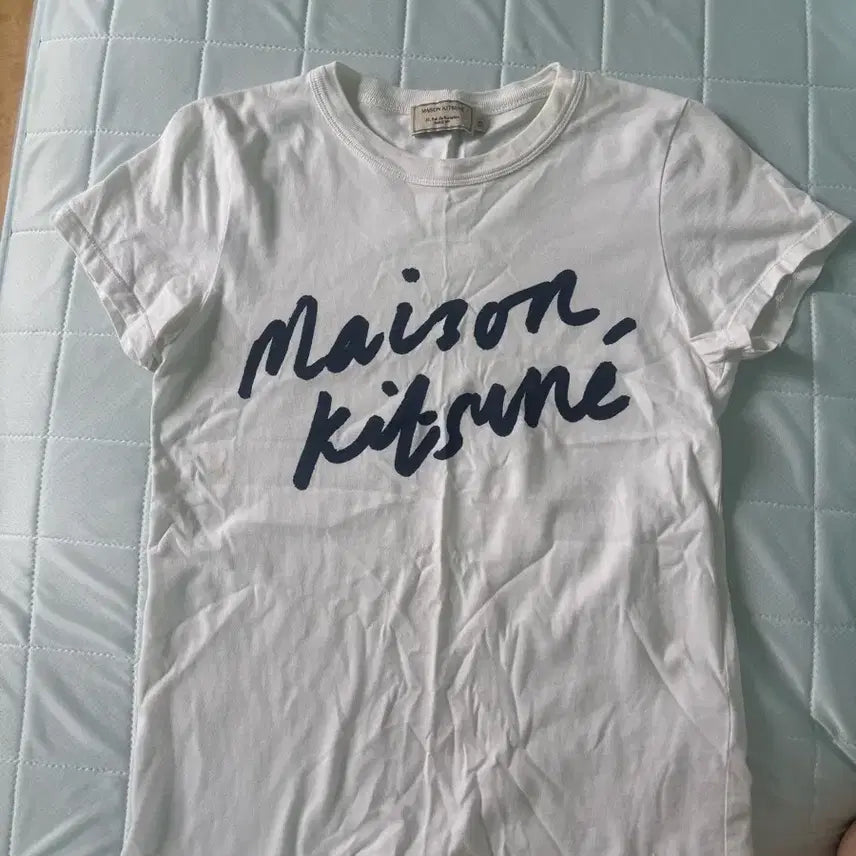 [BUNJANG] Maison Kitsuné Women's Handwriting Short Sleeve T-Shirt White / 여성 메종키츠네 핸드라이팅 반팔티 화이트