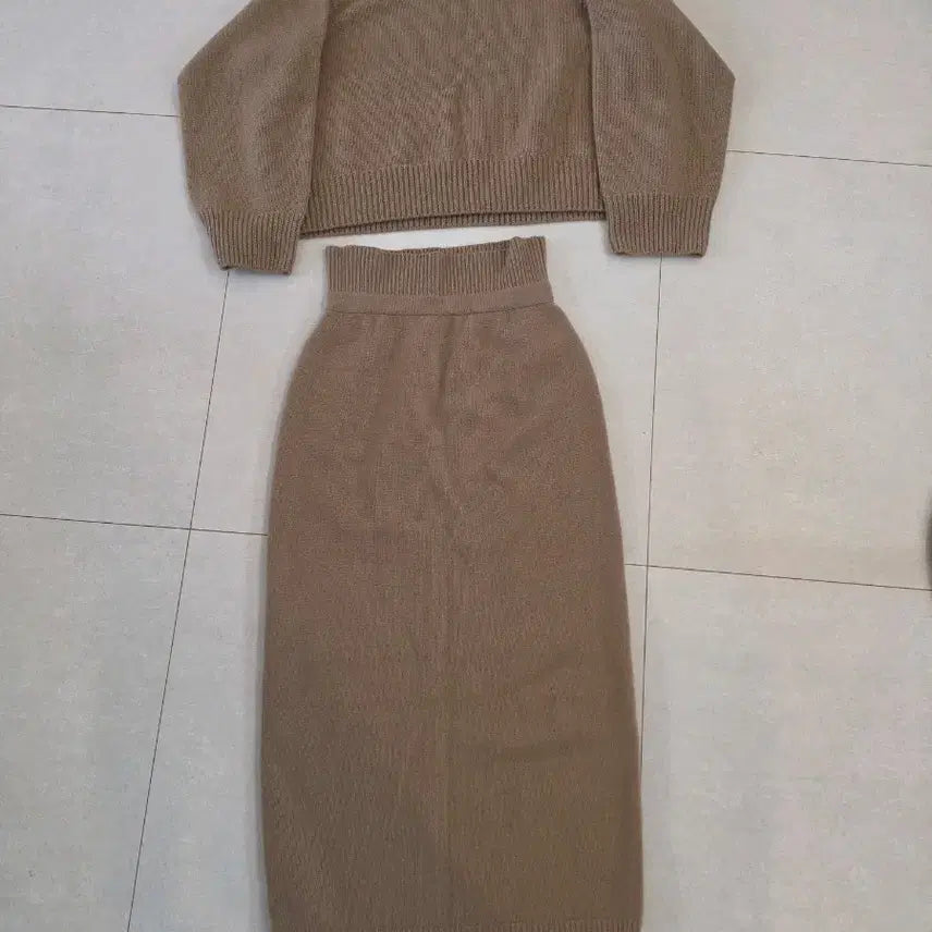 [BUNJANG] The CASHMERE 100% Cashmere Knit Top and Bottom Set / 한섬 더캐시미어 100%캐시니트 상하의 세트