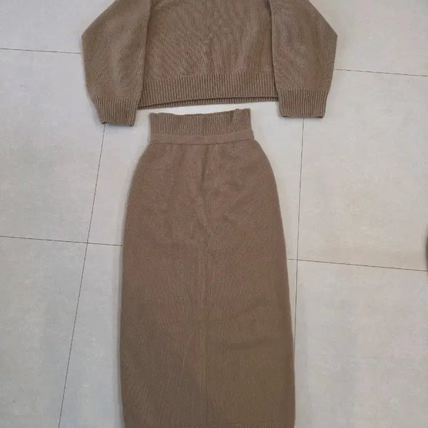 [BUNJANG] The CASHMERE 100% Cashmere Knit Top and Bottom Set / 한섬 더캐시미어 100%캐시니트 상하의 세트