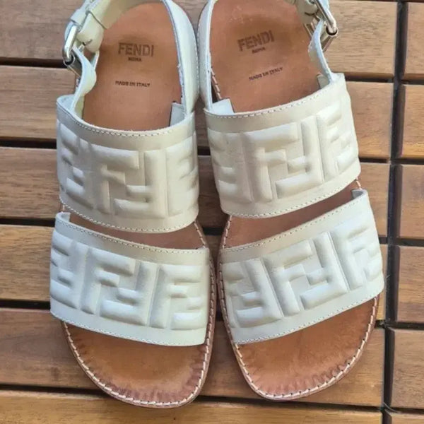 [BUNJANG] Fendi Mules Sandals Ivory 230 / 정품 펜디 뮬 샌들 아이보리230