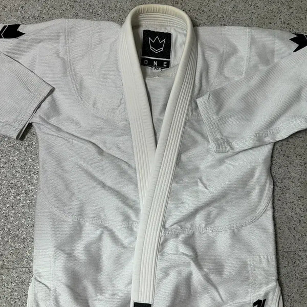 [BUNJANG] Kingz The One Jiu Jitsu Gi A2 / 킹즈 원 주짓수 도복 A2사이즈