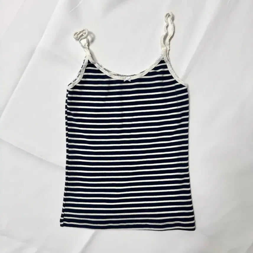 [BUNJANG] Brandy Melville Striped Sleeveless Tank Top / 브랜디멜빌) 스트라이프 슬리브리스 끈나시