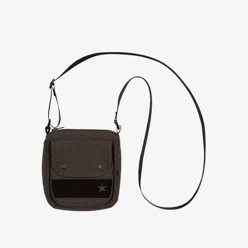 [BUNJANG] The Coldest Moment Check Nylon Crossbody Bag / TCM 더콜디스트모먼트 체크 나일론 크로스백 가방