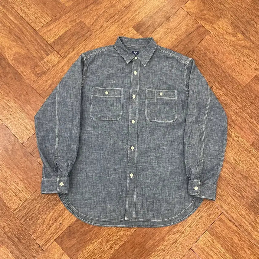 [BUNJANG] Uniqlo Chambray Shirt M Size / 유니클로 샴브레이 셔츠