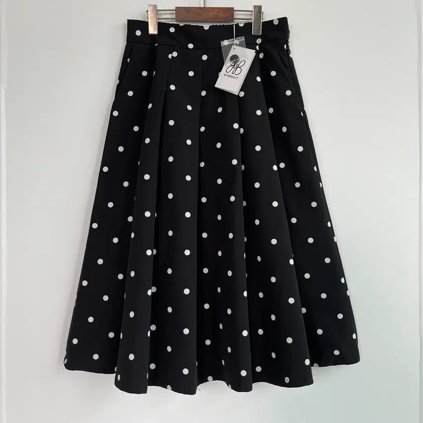 [BUNJANG] BY BRIDG:IT Black Dot Flare Skirt / (새상품)BY BRIDG:IT 블랙 도트 플레어 스커트