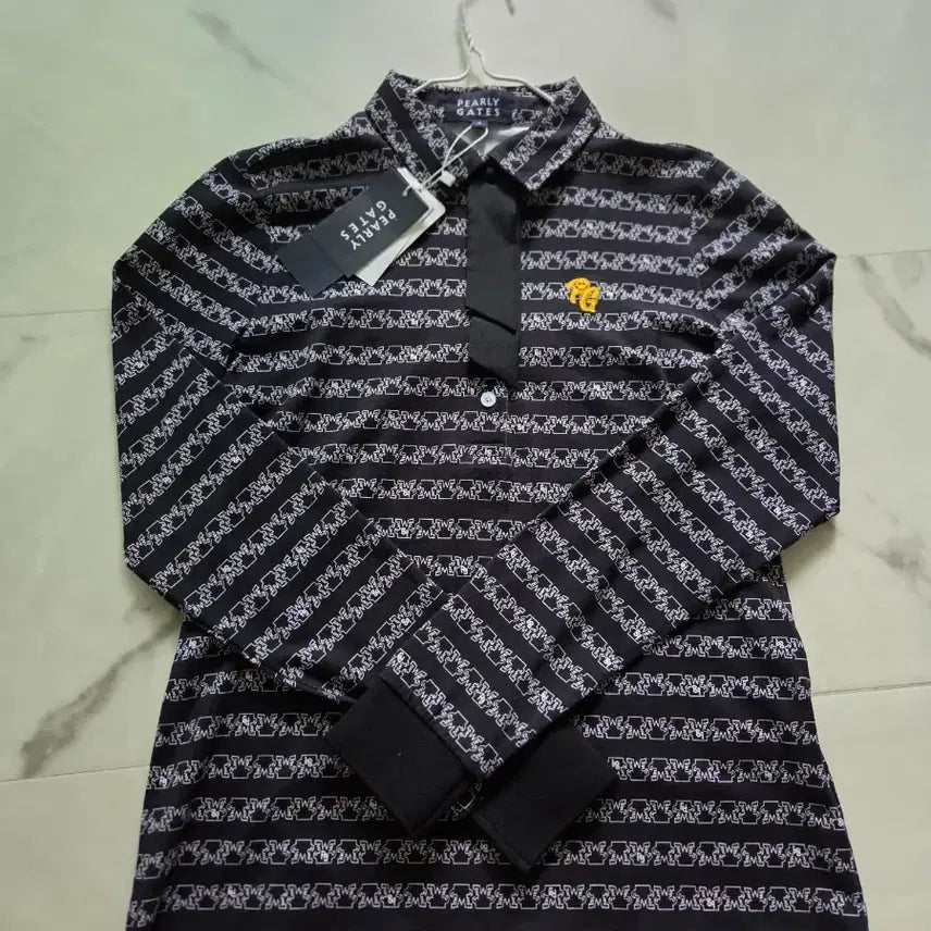 [BUNJANG] Parrot's Gate Women's T-Shirt / 파리게이츠 여성티셔츠