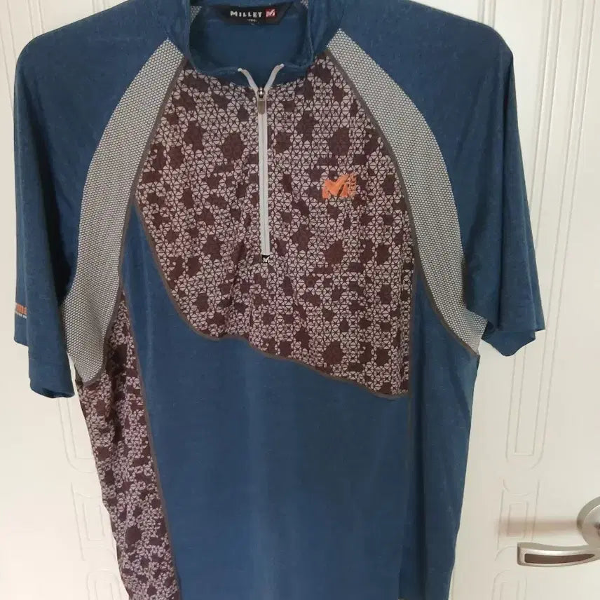 [BUNJANG] Millet Blue Pattern Half-Zip Short-Sleeve Polo Shirt 100 / 밀레 반팔 카라티 블루 패턴  100