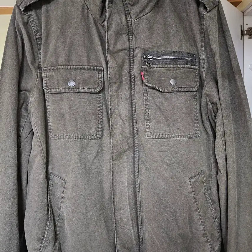 [BUNJANG] Levi's Washed Cotton Military Jacket Olive L / 리바이스 워싱 면 밀리터리 재킷 올리브 L