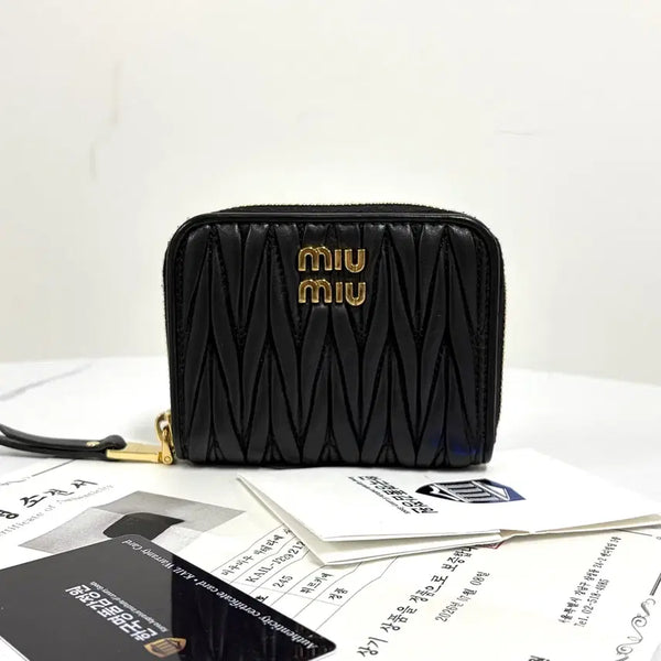 [BUNJANG] Miu Miu Matelassé Zipper Wallet Black / [감정완료] 미우미우 마테라쎄 지퍼 반지갑 블랙