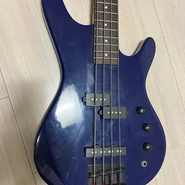 [BUNJANG] Bass Guitar for Practice / 운지 연습용 베이스 기타