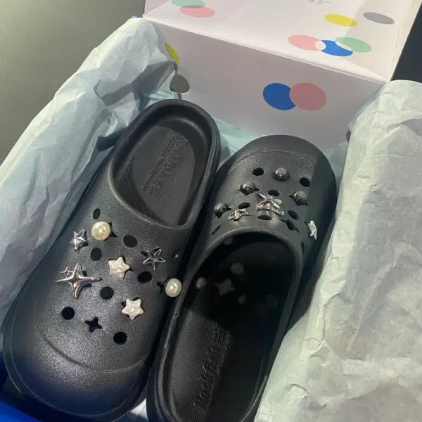 [BUNJANG] Rockfish Weatherwear Star Punching Detail Sandals/Slippers 230-235mm / ROCKFISH WEATHERWEAR 230~235