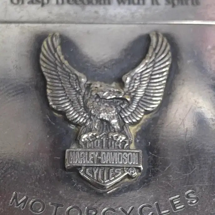 [BUNJANG] 2000s Harley-Davidson Bar & Shield Zippo Lighter / 2000년대)할리 데이비슨 바앤쉴드  지포.