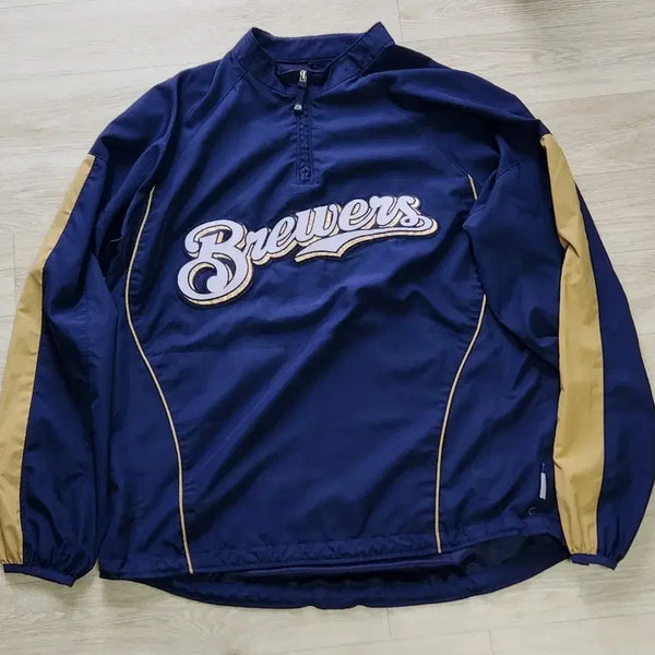 [BUNJANG] Majestic Milwaukee Brewers Pullover L / 마제스틱 밀워키 풀오버