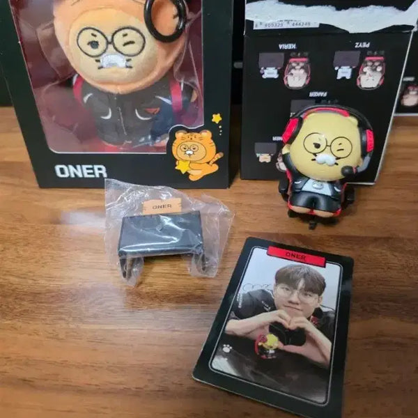 [BUNJANG] T1 Chunsiki Doll + 2 Figure Set / T1 티원 오너 춘식이 인형 + 피규어 2종 / 일괄 판매 / 오식이