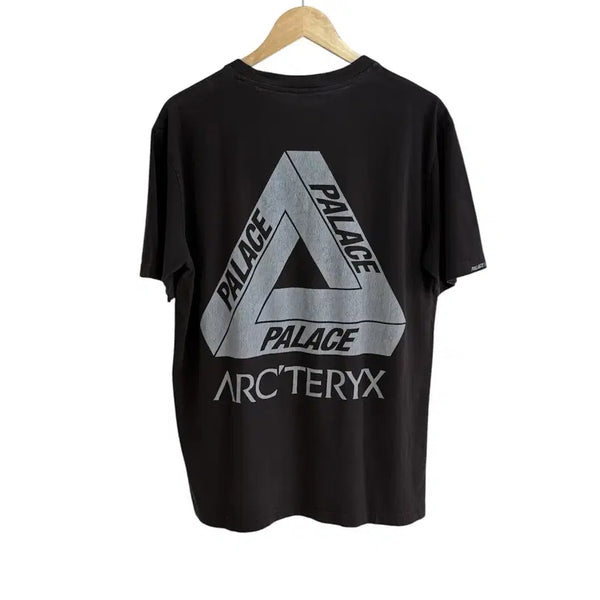 [BUNJANG] Arc'teryx x Palace 20FW Printing T-Shirt / 아크테릭스 X 팔라스 20FW 프린팅 티셔츠