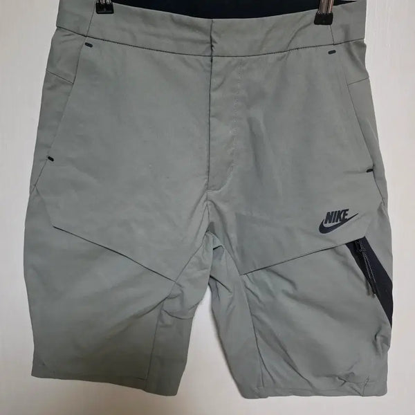 [BUNJANG] Nike Tech Fleece Woven Shorts (Size 28/S) / 나이키 테크팩 쇼츠 우븐팬츠 사이즈(28)(S)