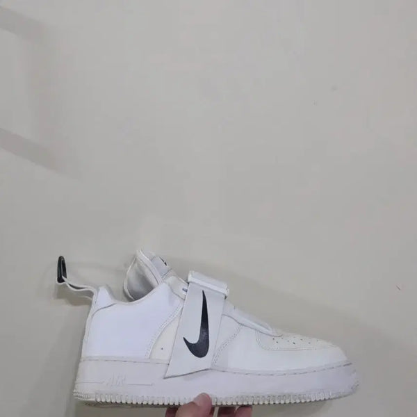 [BUNJANG] Nike Air Force 1 Utility White/Black Sneakers / [275] 나이키 에어포스1 유틸리티 화이트블랙ㅡ단종매물,최저가