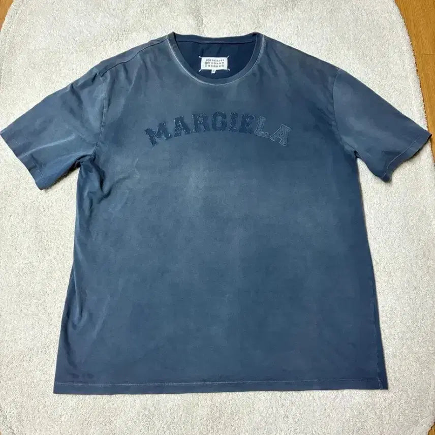 [BUNJANG] Maison Margiela Oversized Short-Sleeve T-Shirt Navy M / 마르지엘라 오버핏 반팔 티셔츠 네이비 105 m