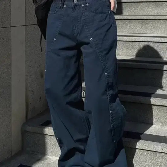 [BUNJANG] Rivets Wide Straight Fit Pants Navy / 리벳 네이비 팬츠