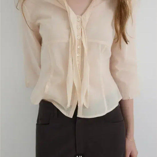 [BUNJANG] Modest Mood Barrett Blouse Peach Size 2 / 모데스트무드 블라우스 2사이즈
