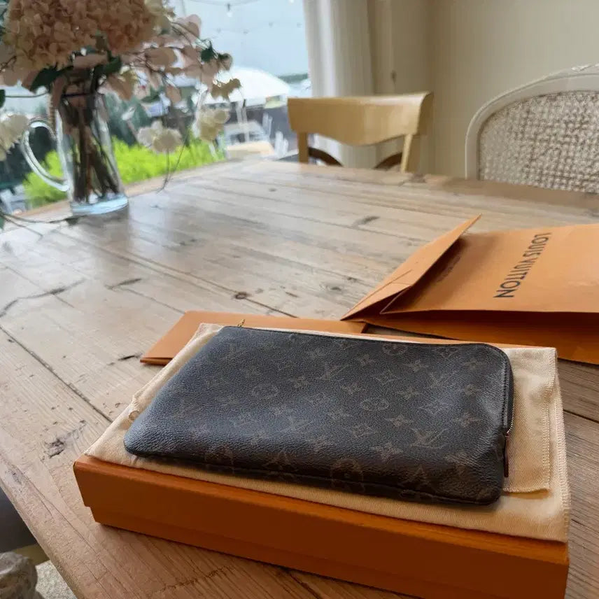 [BUNJANG] Louis Vuitton Etui Voyage PM Monogram Pouch / 루이비통 에튀 보야주 PM 모노그램 파우치(정품/풀구성)