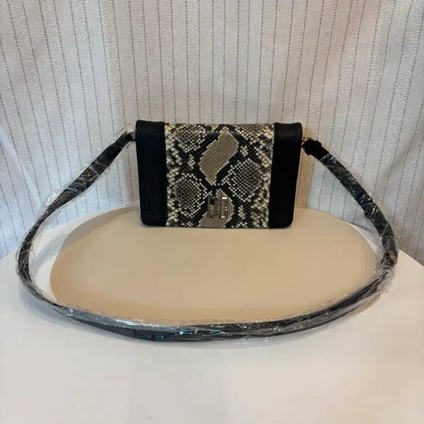 [BUNJANG] Daks Leather Crossbody Bag / 정품 닥스 가죽 크로스백