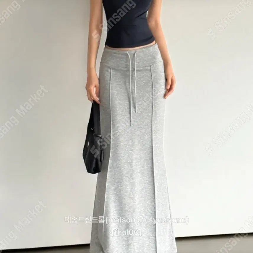 [BUNJANG] Pintuck Maxi Span 
[Material] Black Maxi Skirt / 핀턱 맥시 스판 밴딩 롱 스커트 (블랙)
